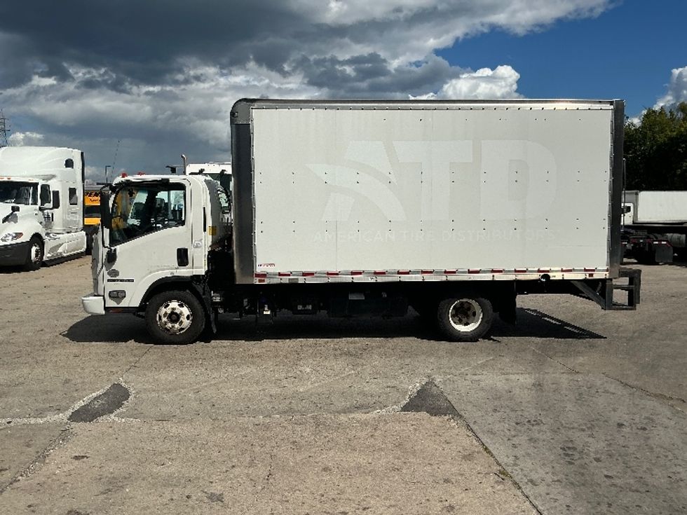 Light Duty Box Truck-Light and Medium Duty Trucks-Isuzu-2021-NPR-Chicopee-MA-215,603\n\t\tmiles-$ 26,250 - Image 4