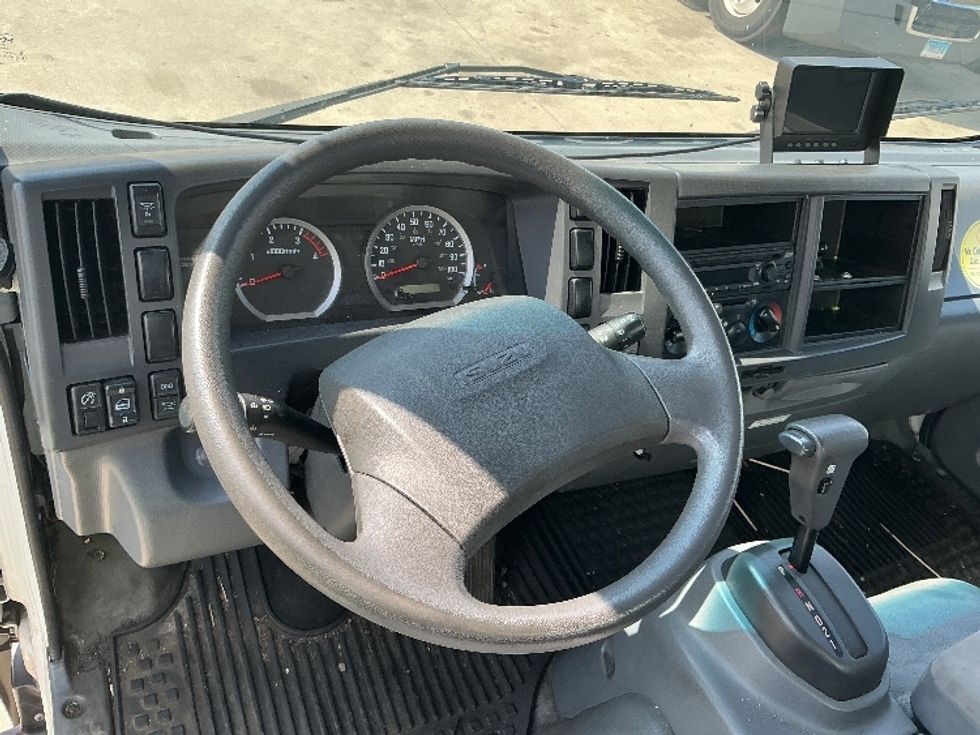 Light Duty Box Truck-Light and Medium Duty Trucks-Isuzu-2021-NPR-Chicopee-MA-218,280\n\t\tmiles-$ 23,250 - Image 18