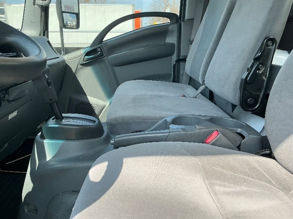 Light Duty Box Truck-Light and Medium Duty Trucks-Isuzu-2021-NPR-Chicopee-MA-218,280\n\t\tmiles-$ 23,250 - Image 19