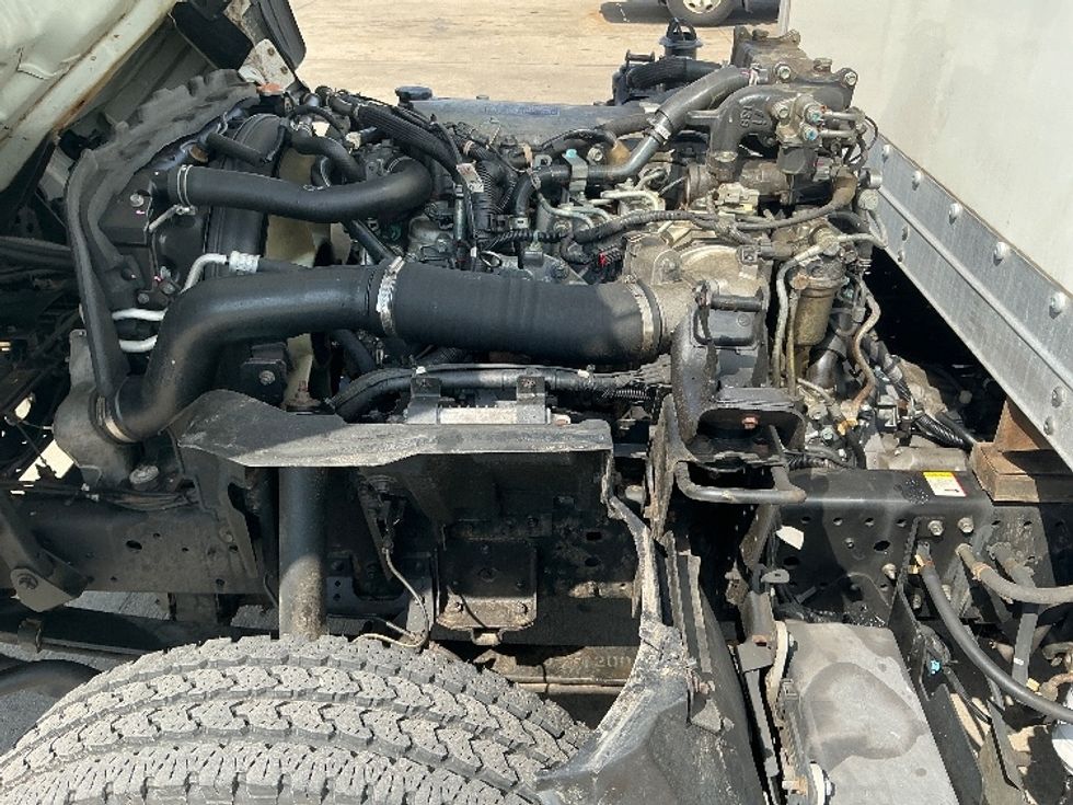 Light Duty Box Truck-Light and Medium Duty Trucks-Isuzu-2021-NPR-Chicopee-MA-218,280\n\t\tmiles-$ 23,250 - Image 23