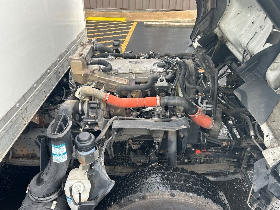 Light Duty Box Truck-Light and Medium Duty Trucks-Isuzu-2021-NPR-Clackamas-OR-93,428\n\t\tmiles-$ 47,000 - Image 23