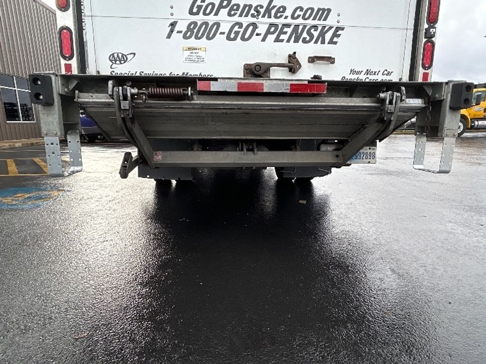 Light Duty Box Truck-Light and Medium Duty Trucks-Isuzu-2021-NPR-Clackamas-OR-93,428\n\t\tmiles-$ 47,000 - Image 26