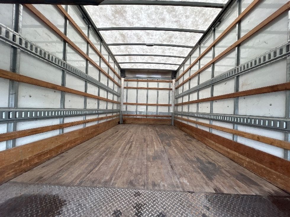 Light Duty Box Truck-Light and Medium Duty Trucks-Isuzu-2021-NPR-Clackamas-OR-93,428\n\t\tmiles-$ 47,000 - Image 8