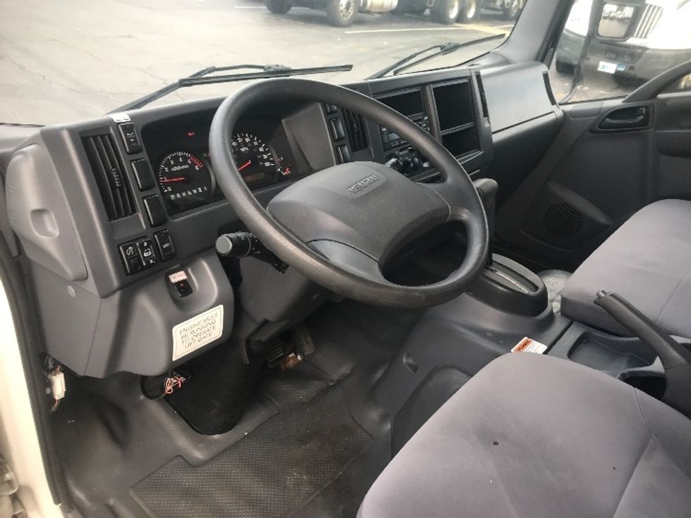 Light Duty Box Truck-Light and Medium Duty Trucks-Isuzu-2021-NPR EFI-Akron-OH-102,884\n\t\tmiles-$ 39,750 - Image 15