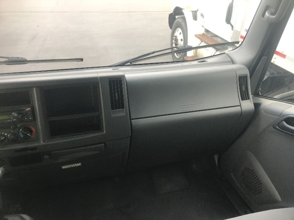 Light Duty Box Truck-Light and Medium Duty Trucks-Isuzu-2021-NPR EFI-Akron-OH-102,884\n\t\tmiles-$ 39,750 - Image 19