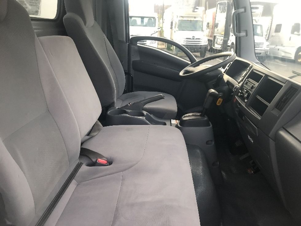 Light Duty Box Truck-Light and Medium Duty Trucks-Isuzu-2021-NPR EFI-Akron-OH-102,884\n\t\tmiles-$ 39,750 - Image 20