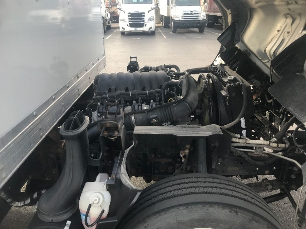 Light Duty Box Truck-Light and Medium Duty Trucks-Isuzu-2021-NPR EFI-Akron-OH-102,884\n\t\tmiles-$ 39,750 - Image 21