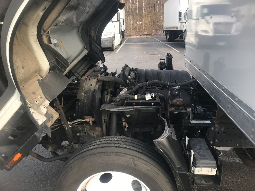 Light Duty Box Truck-Light and Medium Duty Trucks-Isuzu-2021-NPR EFI-Akron-OH-102,884\n\t\tmiles-$ 39,750 - Image 22