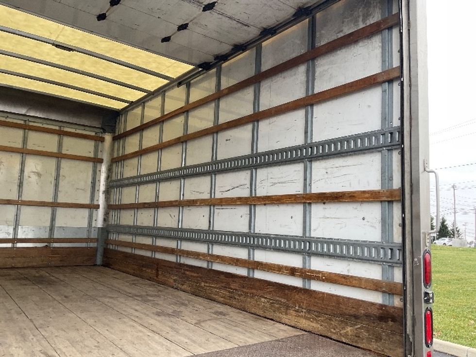 Light Duty Box Truck-Light and Medium Duty Trucks-Isuzu-2021-NPR EFI-Akron-OH-109,682\n\t\tmiles-$ 36,000 - Image 11