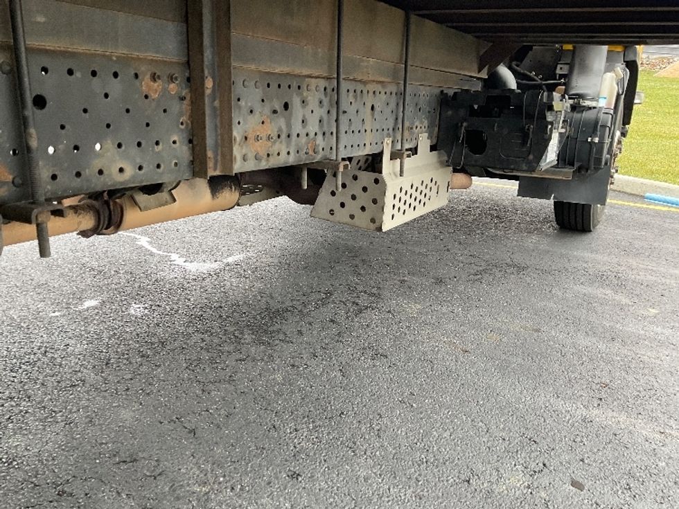 Light Duty Box Truck-Light and Medium Duty Trucks-Isuzu-2021-NPR EFI-Akron-OH-109,682\n\t\tmiles-$ 36,000 - Image 13