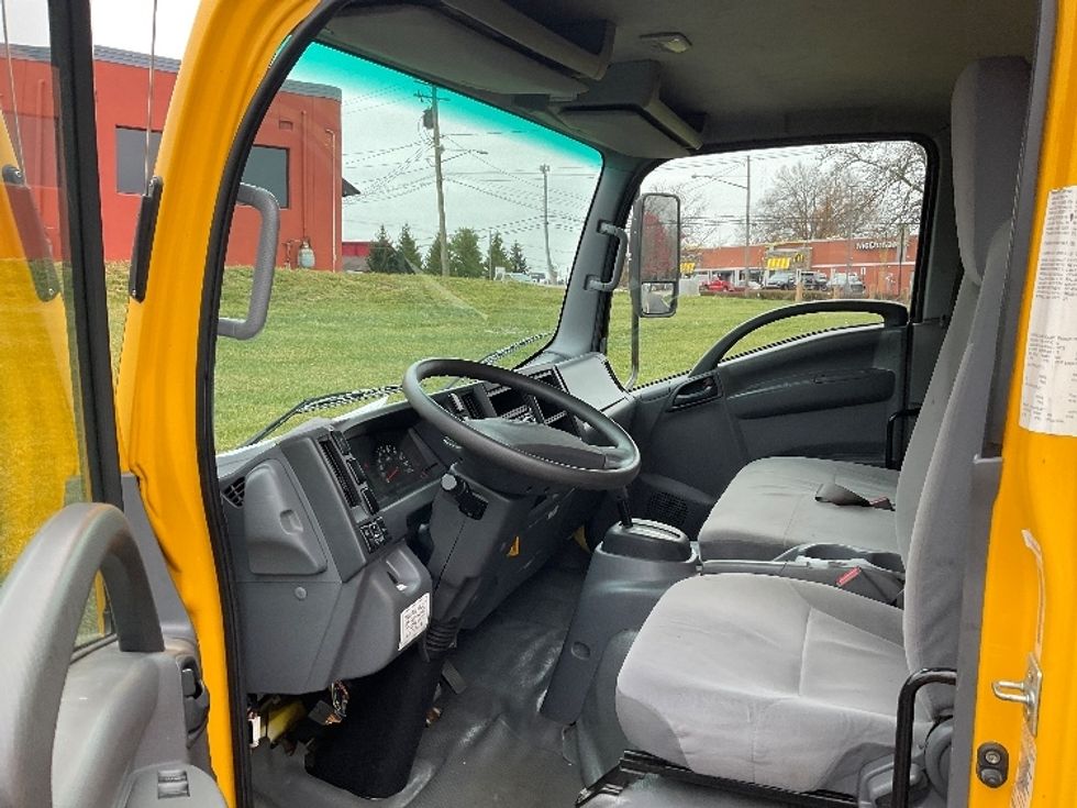 Light Duty Box Truck-Light and Medium Duty Trucks-Isuzu-2021-NPR EFI-Akron-OH-109,682\n\t\tmiles-$ 36,000 - Image 15