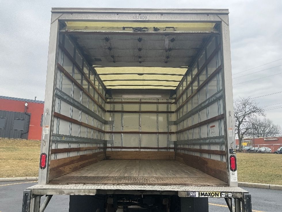Light Duty Box Truck-Light and Medium Duty Trucks-Isuzu-2021-NPR EFI-Akron-OH-122,027\n\t\tmiles-$ 34,250 - Image 8