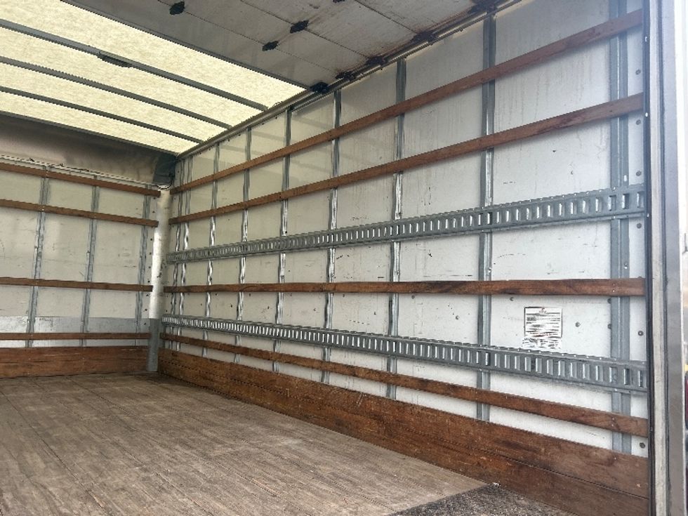 Light Duty Box Truck-Light and Medium Duty Trucks-Isuzu-2021-NPR EFI-Akron-OH-73,828\n\t\tmiles-$ 41,250 - Image 12