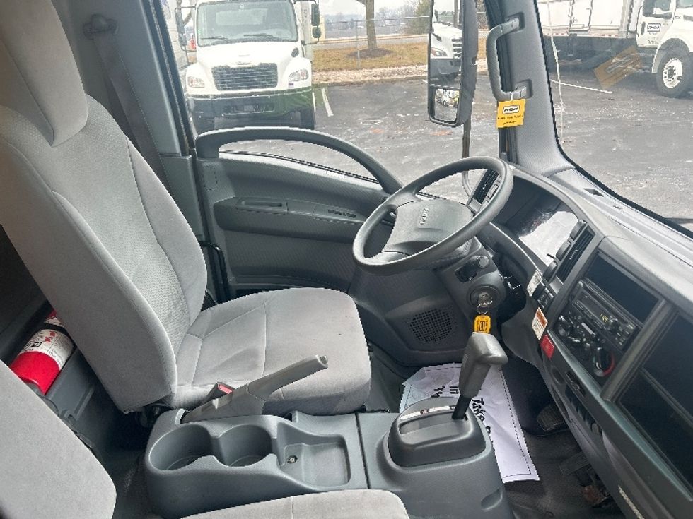 Light Duty Box Truck-Light and Medium Duty Trucks-Isuzu-2021-NPR EFI-Akron-OH-73,828\n\t\tmiles-$ 41,250 - Image 22