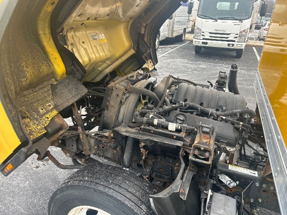 Light Duty Box Truck-Light and Medium Duty Trucks-Isuzu-2021-NPR EFI-Akron-OH-73,828\n\t\tmiles-$ 41,250 - Image 24