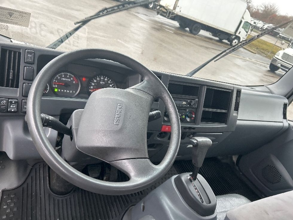 Light Duty Box Truck-Light and Medium Duty Trucks-Isuzu-2021-NPR EFI-Akron-OH-80,558\n\t\tmiles-$ 42,750 - Image 18