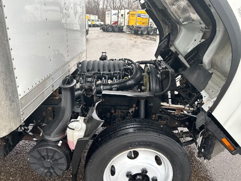 Light Duty Box Truck-Light and Medium Duty Trucks-Isuzu-2021-NPR EFI-Akron-OH-80,558\n\t\tmiles-$ 42,750 - Image 23