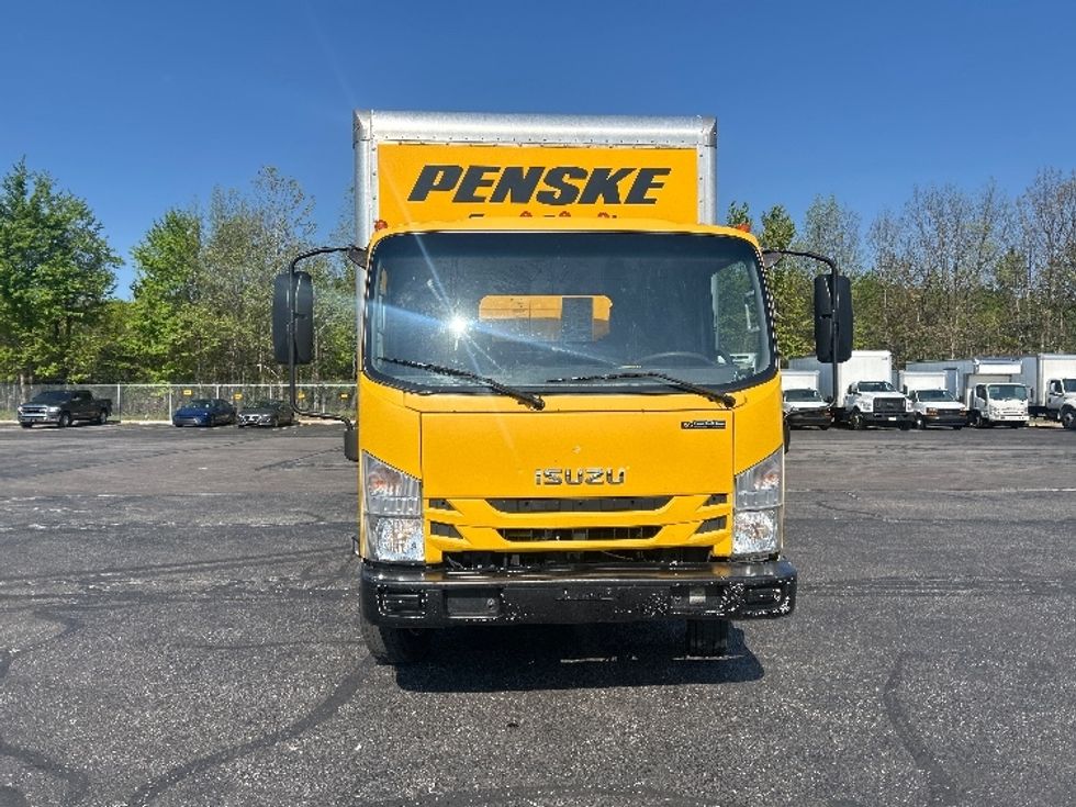 Light Duty Box Truck-Light and Medium Duty Trucks-Isuzu-2021-NPR EFI-Akron-OH-96,313\n\t\tmiles-$ 40,000 - Image 2