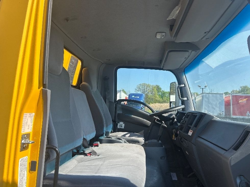 Light Duty Box Truck-Light and Medium Duty Trucks-Isuzu-2021-NPR EFI-Akron-OH-96,313\n\t\tmiles-$ 40,000 - Image 22