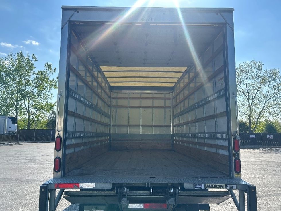 Light Duty Box Truck-Light and Medium Duty Trucks-Isuzu-2021-NPR EFI-Akron-OH-96,313\n\t\tmiles-$ 40,000 - Image 8