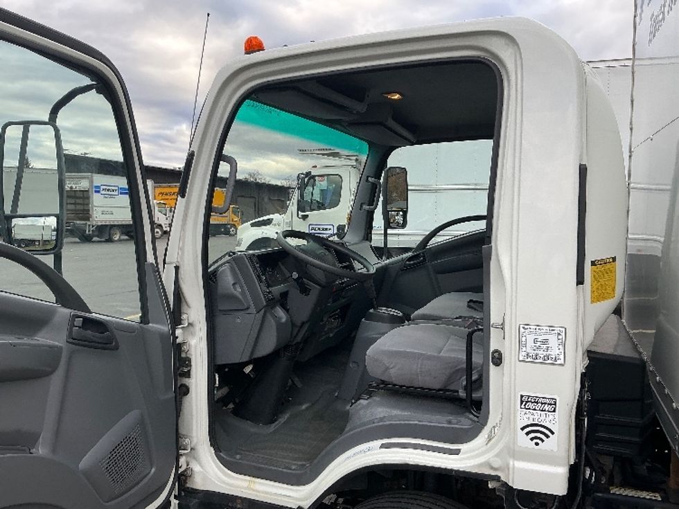 Light Duty Box Truck-Light and Medium Duty Trucks-Isuzu-2021-NPR EFI-Albany-NY-154,558\n\t\tmiles-$ 27,250 - Image 16