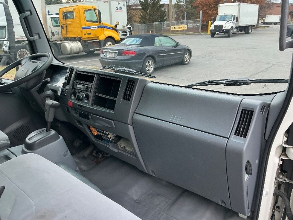 Light Duty Box Truck-Light and Medium Duty Trucks-Isuzu-2021-NPR EFI-Albany-NY-154,558\n\t\tmiles-$ 27,250 - Image 21