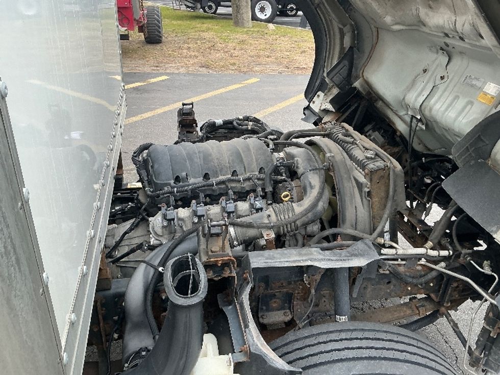 Light Duty Box Truck-Light and Medium Duty Trucks-Isuzu-2021-NPR EFI-Albany-NY-154,558\n\t\tmiles-$ 27,250 - Image 23