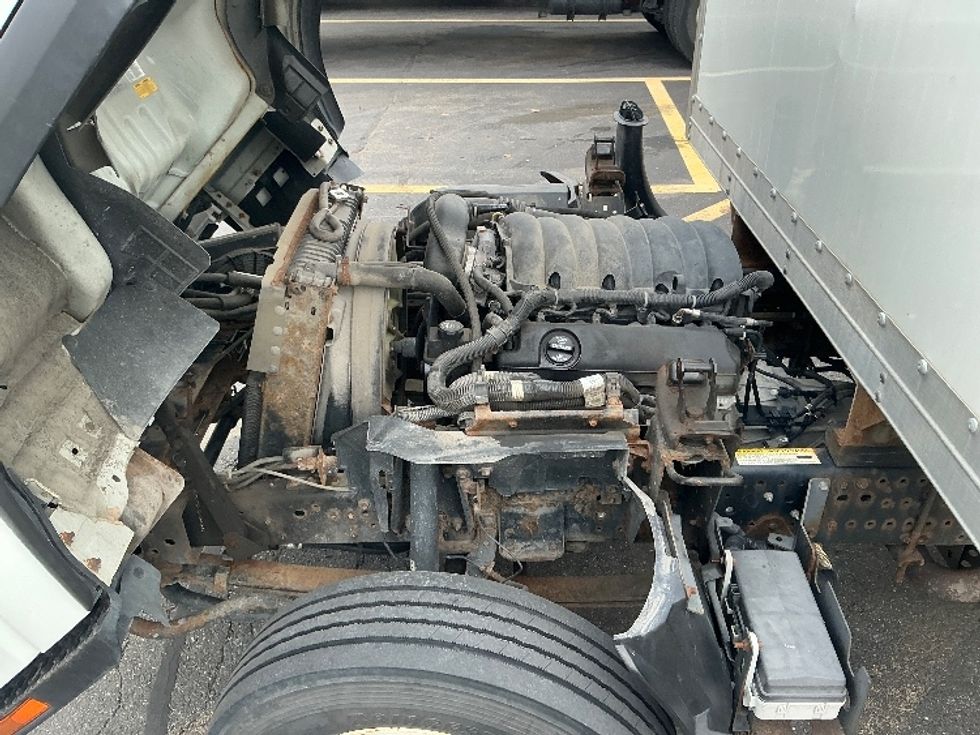 Light Duty Box Truck-Light and Medium Duty Trucks-Isuzu-2021-NPR EFI-Albany-NY-154,558\n\t\tmiles-$ 27,250 - Image 24