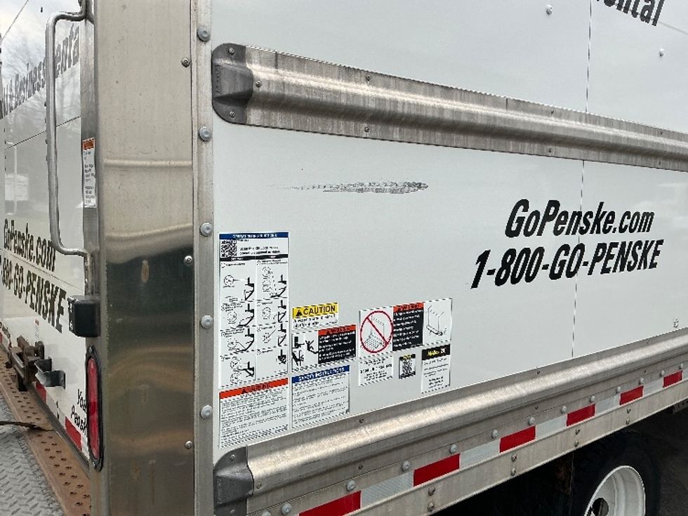 Light Duty Box Truck-Light and Medium Duty Trucks-Isuzu-2021-NPR EFI-Albany-NY-154,558\n\t\tmiles-$ 27,250 - Image 27