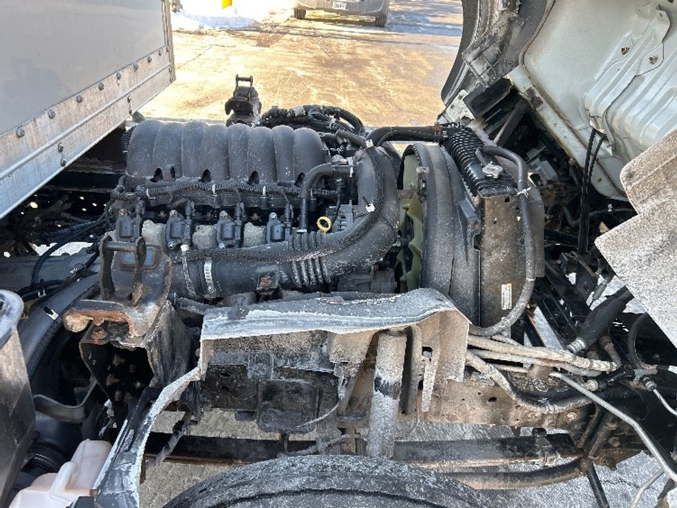 Light Duty Box Truck-Light and Medium Duty Trucks-Isuzu-2021-NPR EFI-Albany-NY-65,380\n\t\tmiles-$ 40,500 - Image 24