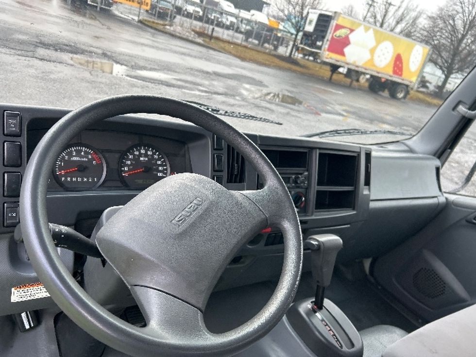 Light Duty Box Truck-Light and Medium Duty Trucks-Isuzu-2021-NPR EFI-Albany-NY-84,185\n\t\tmiles-$ 38,500 - Image 17