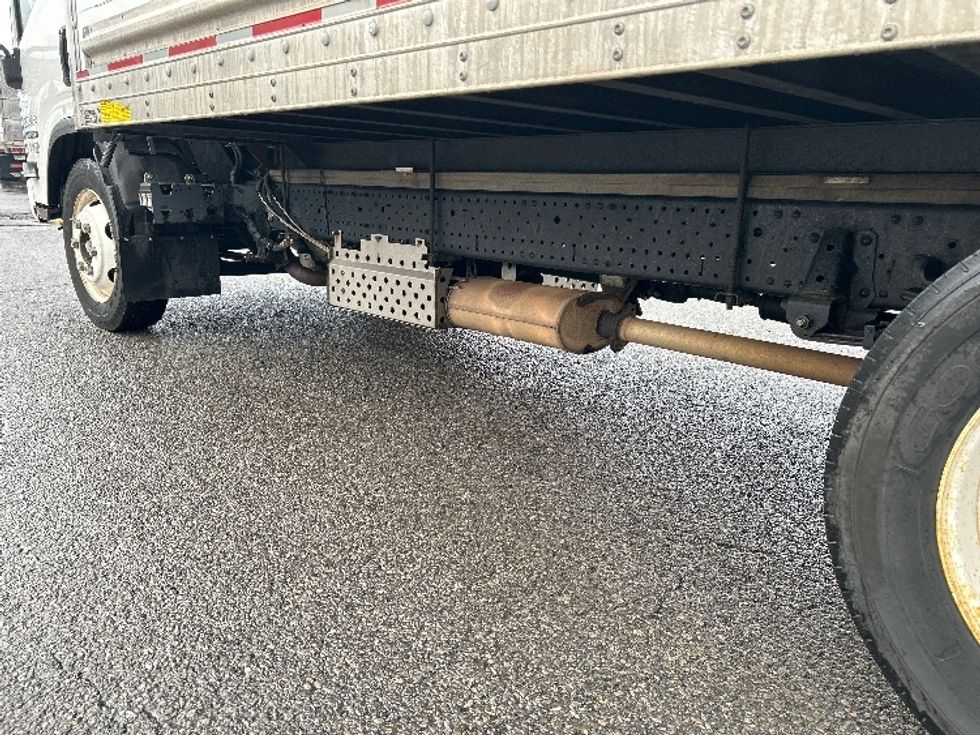 Light Duty Box Truck-Light and Medium Duty Trucks-Isuzu-2021-NPR EFI-Albany-NY-84,185\n\t\tmiles-$ 38,500 - Image 5