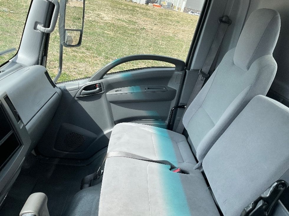 Light Duty Box Truck-Light and Medium Duty Trucks-Isuzu-2021-NPR EFI-Aurora-CO-73,506\n\t\tmiles-$ 45,250 - Image 19