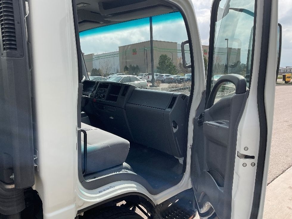 Light Duty Box Truck-Light and Medium Duty Trucks-Isuzu-2021-NPR EFI-Aurora-CO-73,506\n\t\tmiles-$ 45,250 - Image 20