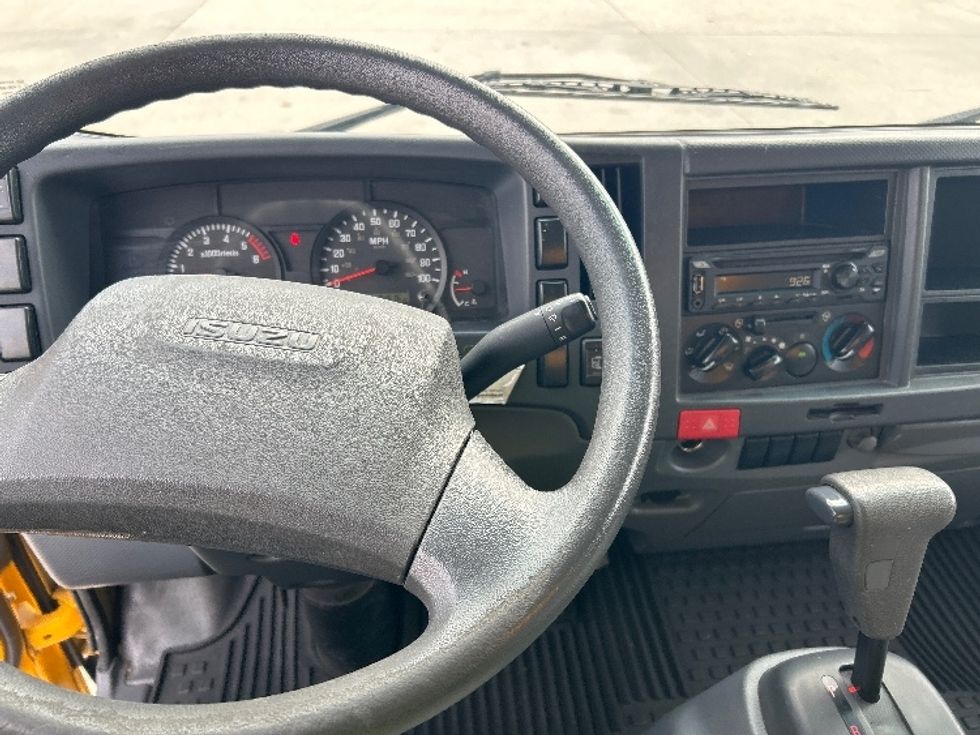 Light Duty Box Truck-Light and Medium Duty Trucks-Isuzu-2021-NPR EFI-Baton Rouge-LA-104,615\n\t\tmiles-$ 37,500 - Image 18