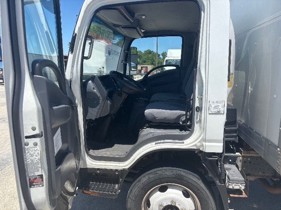Light Duty Box Truck-Light and Medium Duty Trucks-Isuzu-2021-NPR EFI-Baton Rouge-LA-90,629\n\t\tmiles-$ 41,750 - Image 16