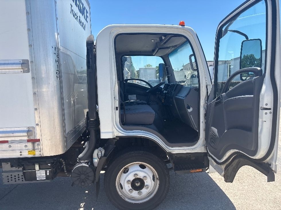 Light Duty Box Truck-Light and Medium Duty Trucks-Isuzu-2021-NPR EFI-Baton Rouge-LA-90,629\n\t\tmiles-$ 41,750 - Image 20