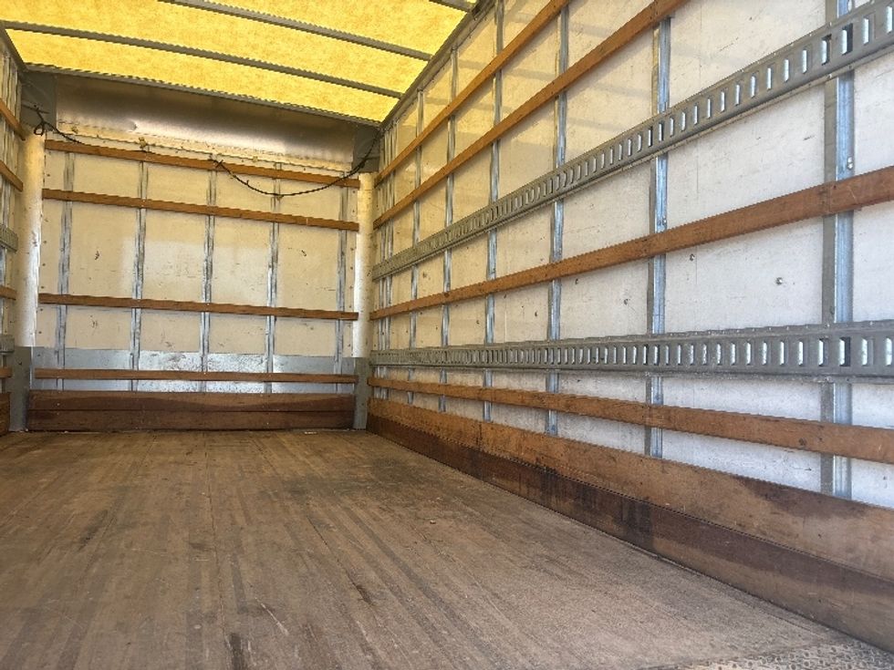 Light Duty Box Truck-Light and Medium Duty Trucks-Isuzu-2021-NPR EFI-Baton Rouge-LA-90,812\n\t\tmiles-$ 41,750 - Image 12