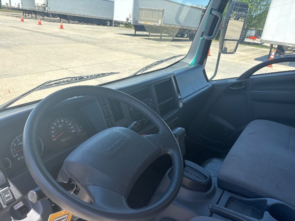 Light Duty Box Truck-Light and Medium Duty Trucks-Isuzu-2021-NPR EFI-Baton Rouge-LA-90,812\n\t\tmiles-$ 41,750 - Image 17