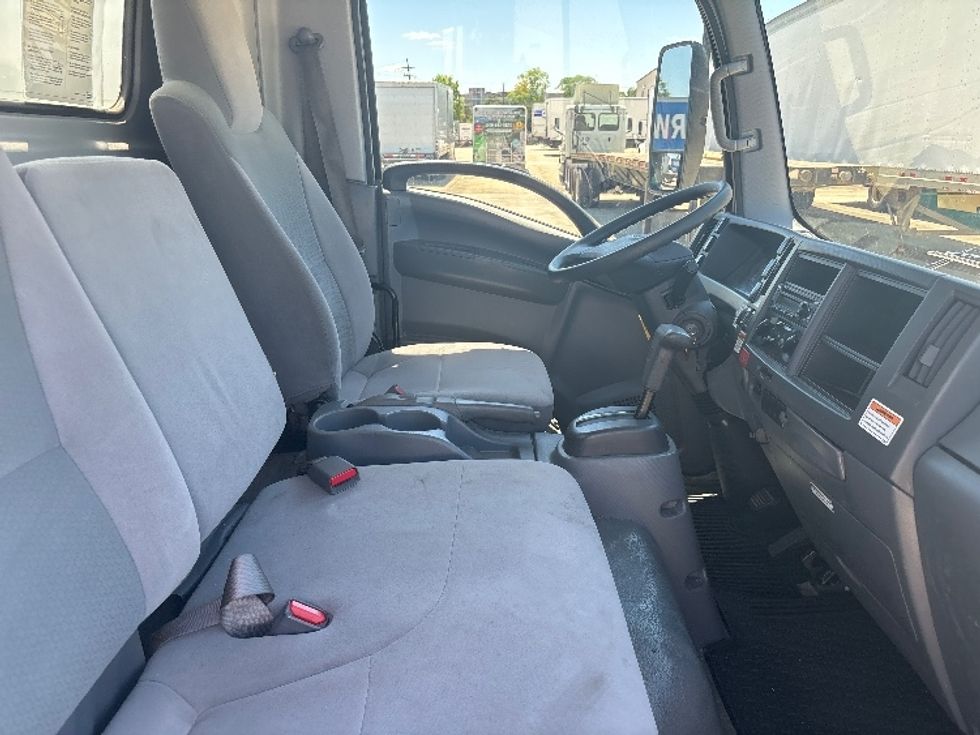 Light Duty Box Truck-Light and Medium Duty Trucks-Isuzu-2021-NPR EFI-Baton Rouge-LA-90,812\n\t\tmiles-$ 41,750 - Image 22
