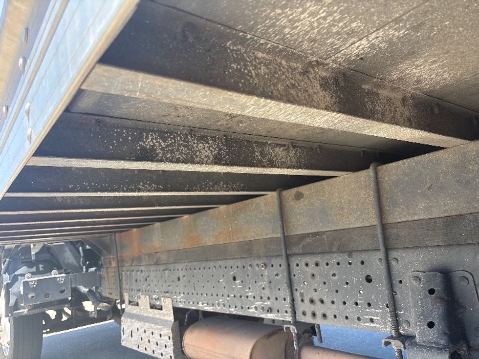 Light Duty Box Truck-Light and Medium Duty Trucks-Isuzu-2021-NPR EFI-Baton Rouge-LA-90,812\n\t\tmiles-$ 41,750 - Image 5