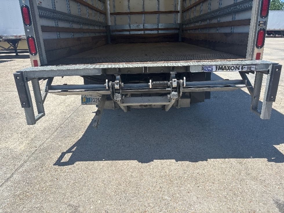 Light Duty Box Truck-Light and Medium Duty Trucks-Isuzu-2021-NPR EFI-Baton Rouge-LA-90,812\n\t\tmiles-$ 41,750 - Image 9