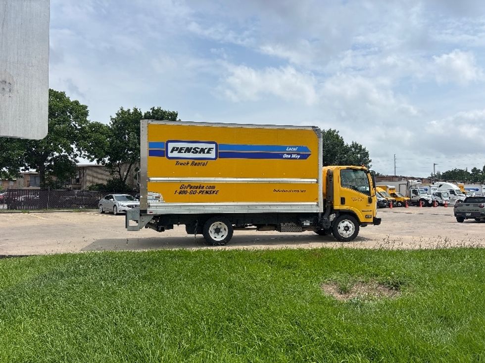 Light Duty Box Truck-Light and Medium Duty Trucks-Isuzu-2021-NPR EFI-Beaumont-TX-57,311\n\t\tmiles-$ 44,000 - Image 15