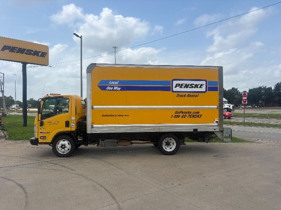 Light Duty Box Truck-Light and Medium Duty Trucks-Isuzu-2021-NPR EFI-Beaumont-TX-57,311\n\t\tmiles-$ 44,000 - Image 4