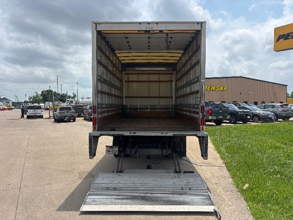 Light Duty Box Truck-Light and Medium Duty Trucks-Isuzu-2021-NPR EFI-Beaumont-TX-57,311\n\t\tmiles-$ 44,000 - Image 9
