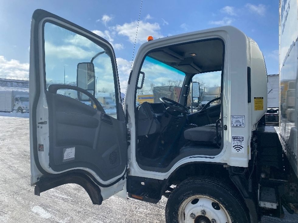 Light Duty Box Truck-Light and Medium Duty Trucks-Isuzu-2021-NPR EFI-Binghamton-NY-100,909\n\t\tmiles-$ 36,750 - Image 16