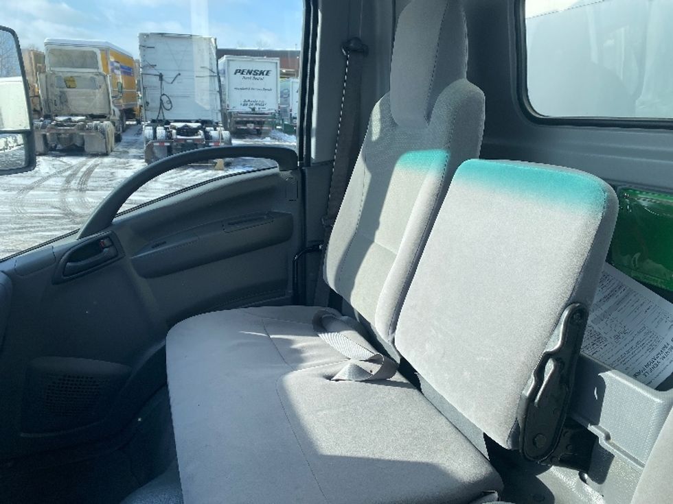 Light Duty Box Truck-Light and Medium Duty Trucks-Isuzu-2021-NPR EFI-Binghamton-NY-100,909\n\t\tmiles-$ 36,750 - Image 19