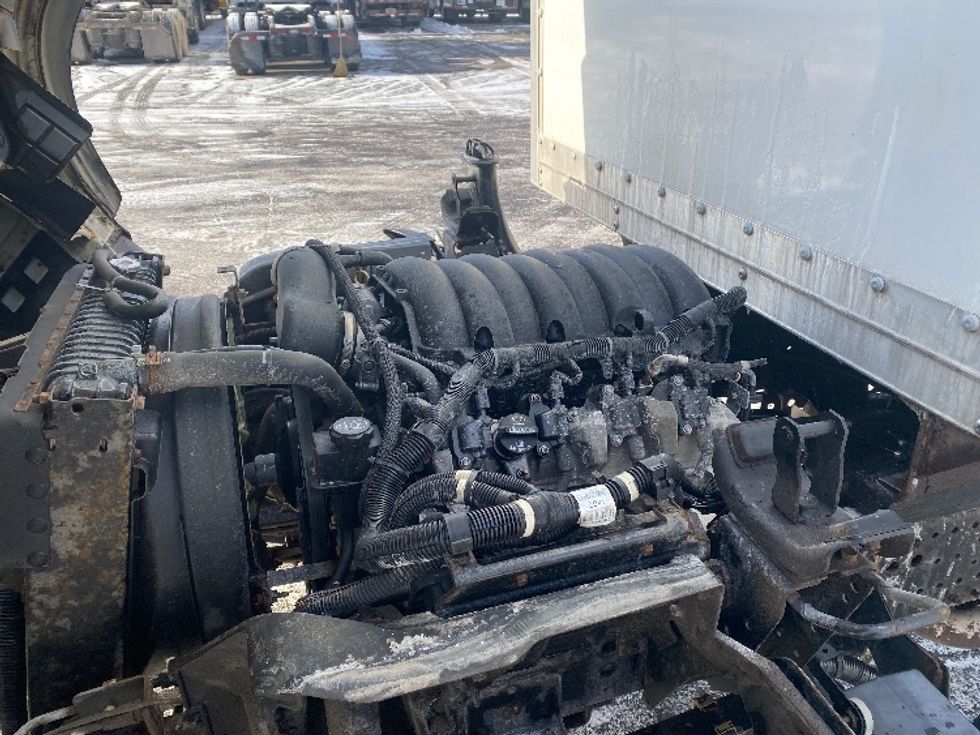 Light Duty Box Truck-Light and Medium Duty Trucks-Isuzu-2021-NPR EFI-Binghamton-NY-100,909\n\t\tmiles-$ 36,750 - Image 24