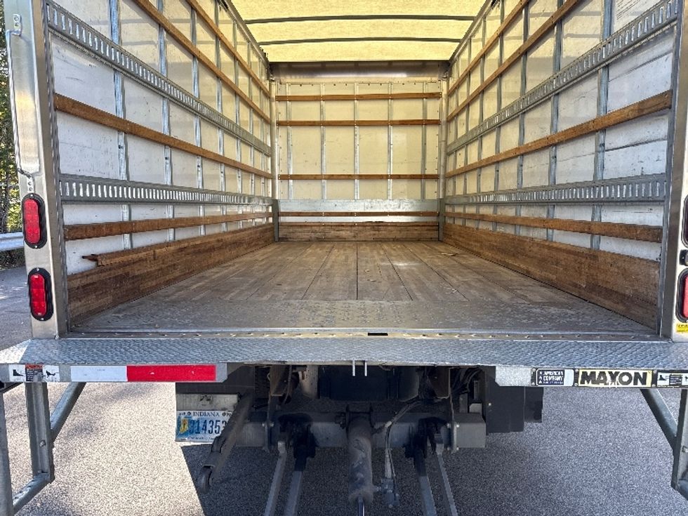 Light Duty Box Truck-Light and Medium Duty Trucks-Isuzu-2021-NPR EFI-Blountville-TN-115,445\n\t\tmiles-$ 36,250 - Image 10