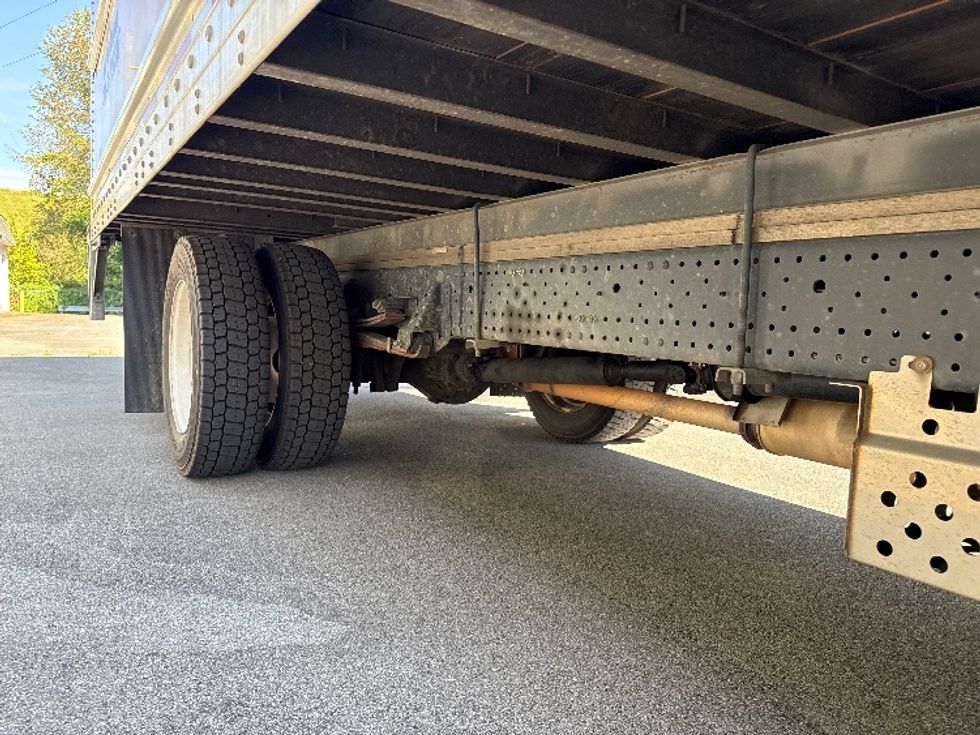 Light Duty Box Truck-Light and Medium Duty Trucks-Isuzu-2021-NPR EFI-Blountville-TN-115,445\n\t\tmiles-$ 36,250 - Image 14